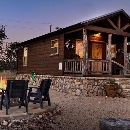 Rockin' R Ranch - 4 Cabins & Sleeps 10 Fredericksburg Exterior foto