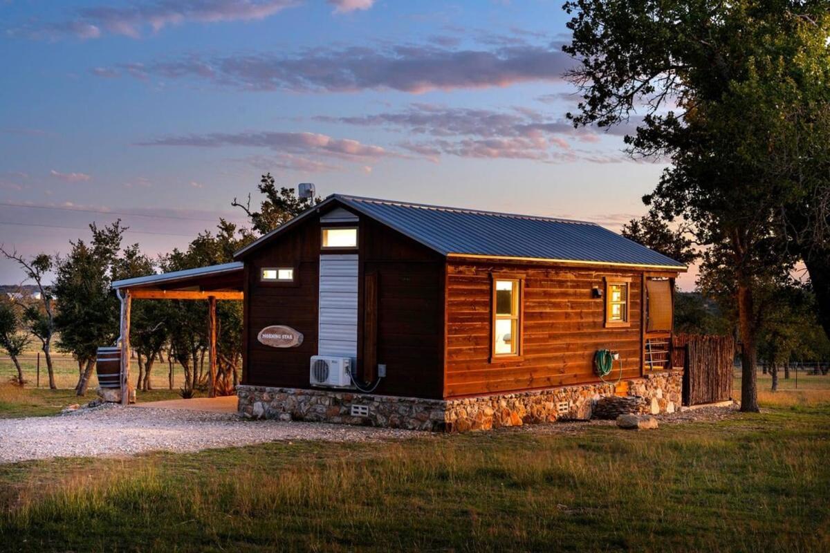 Rockin' R Ranch - 4 Cabins & Sleeps 10 Fredericksburg Exterior foto