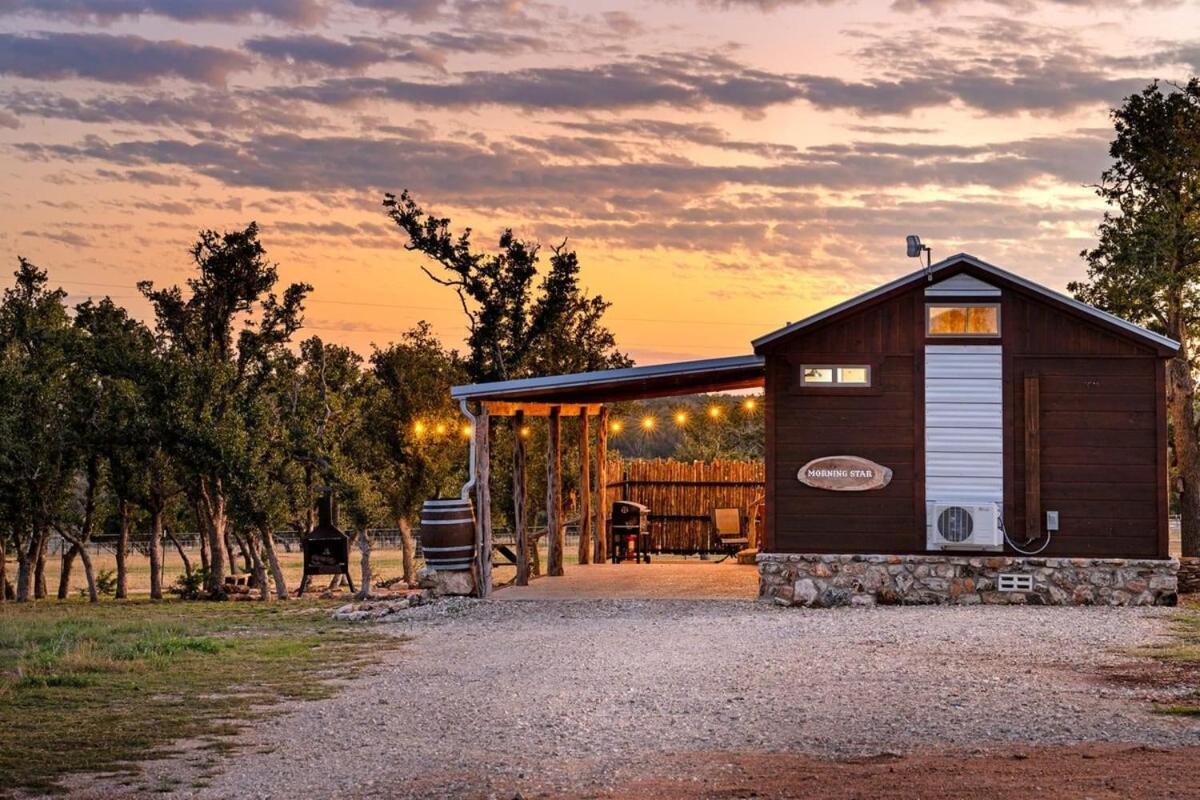 Rockin' R Ranch - 4 Cabins & Sleeps 10 Fredericksburg Exterior foto